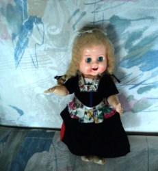 11'' BLONDE MOHAIR WIG, HP CHUBBY DUTCH DOLL, TEETH, WOOD SHOES